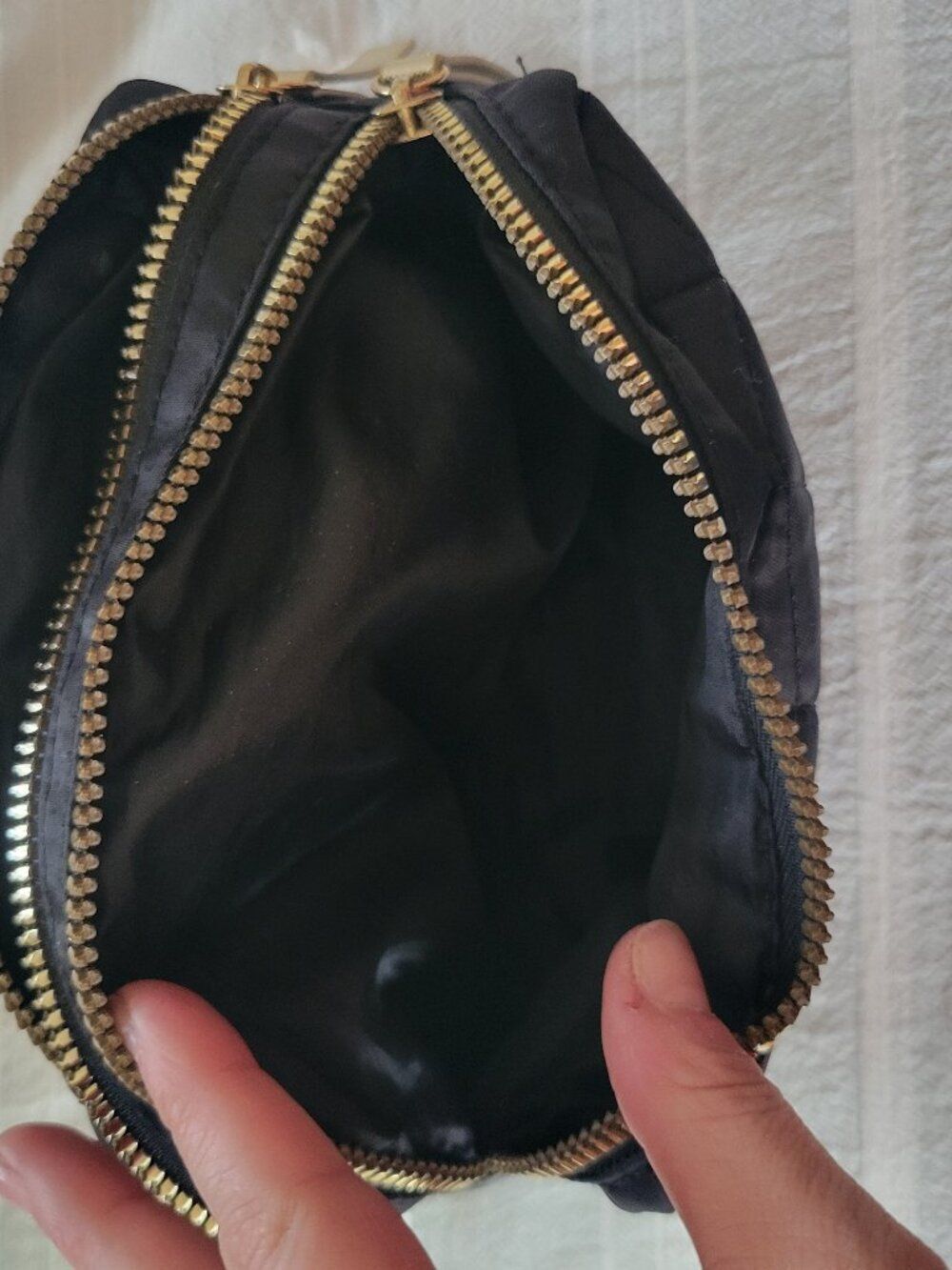 Chevron Quilted Double-Zip Makeup Bag Black Gold - Picture 5 of 10